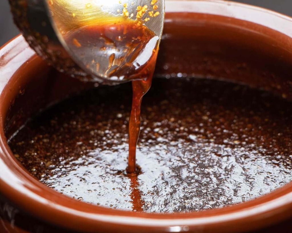 加賀市産の醤油を使用。甘みに奥深さが加わります